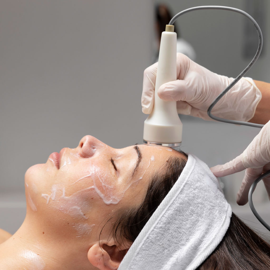 Soin Hydrafacial en clinique esthétique en Tunisie dans un cadre de tourisme médical avec Luxor Health